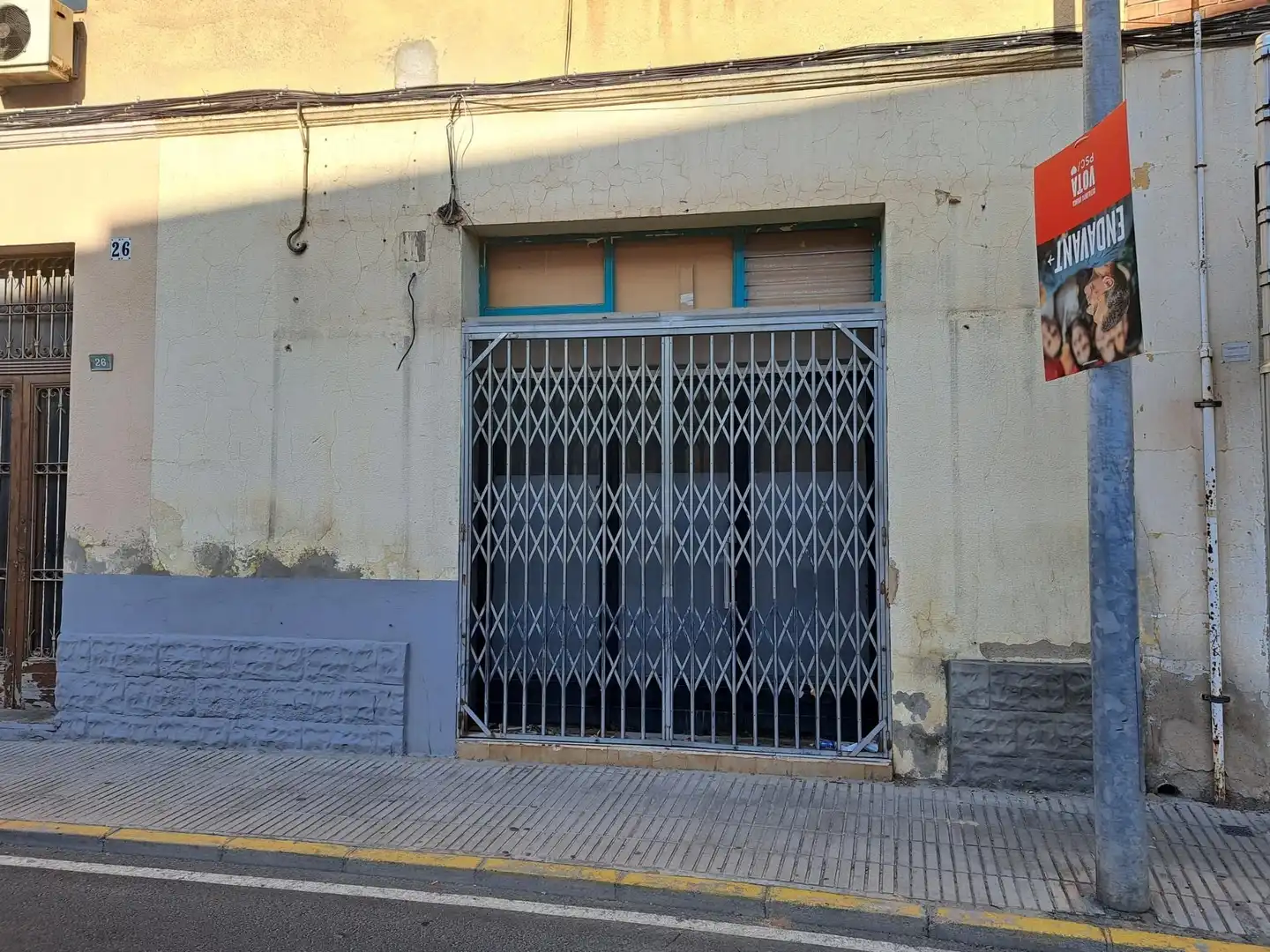 Locale commerciale in affitto a Carrer de Domènec Cardenal, imagen 2