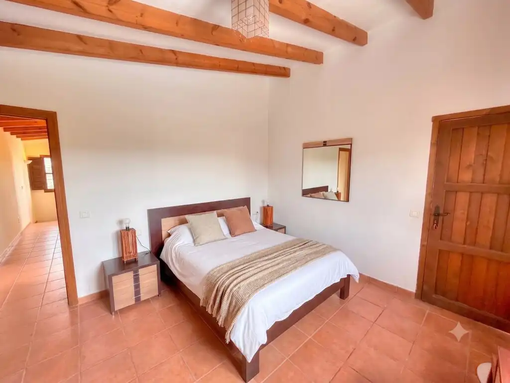 Habitación de Finca rústica en venta en Almáchar con Jardín privado, Trastero y Piscina