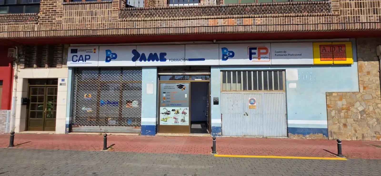 Local de lloguer en La Robla 