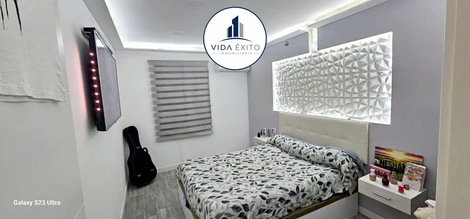Schlafzimmer von Wohnung zum Verkauf in Linares mit Balkon