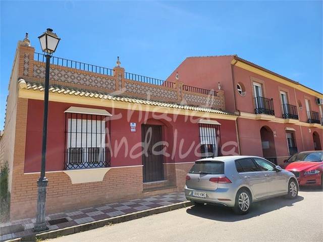 Casa adosada en Venta en Fuente de Piedra