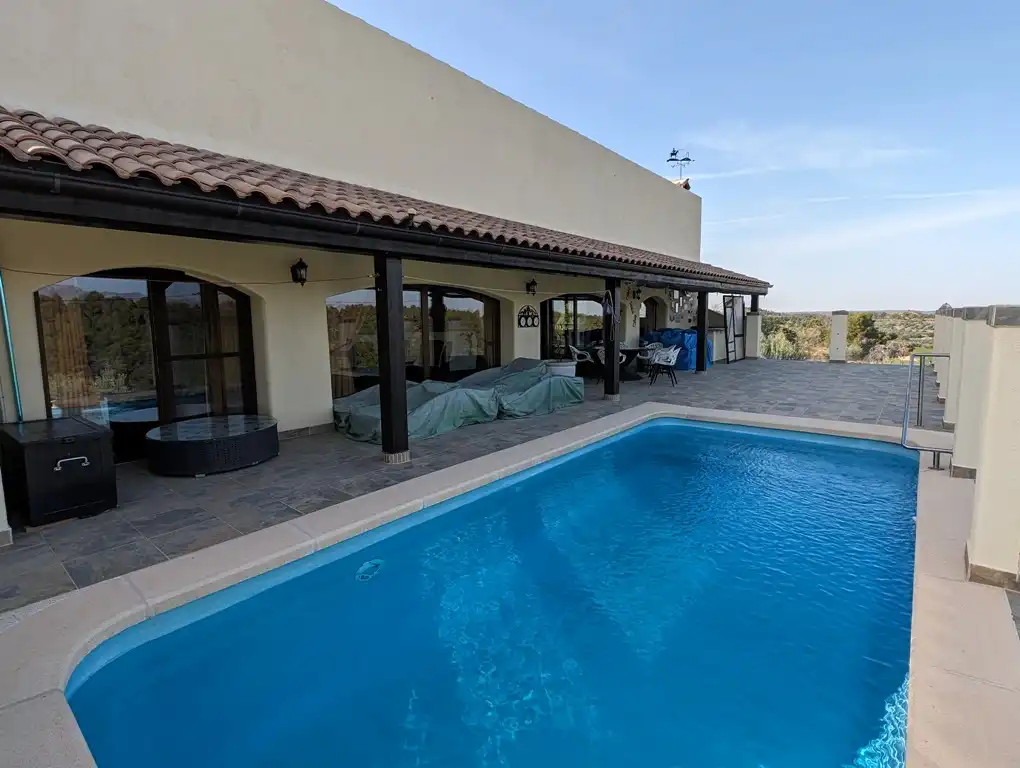 Residencial en venda a A-1413, 13, Cretas