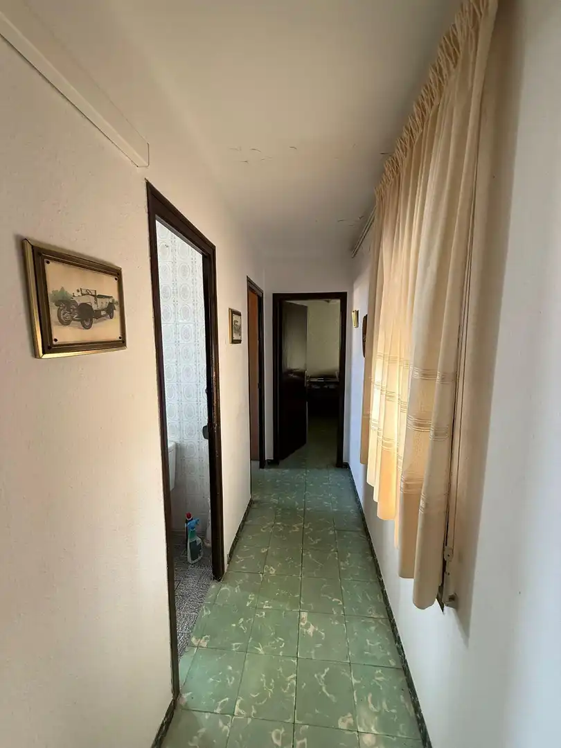 Ático en venta en L'Hospitalet de Llobregat con Aire acondicionado, Calefacción y Terraza