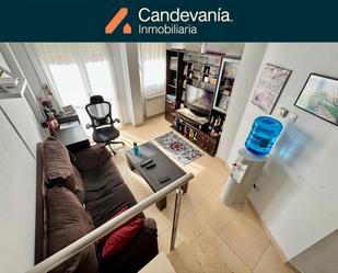 Sala d'estar de Dúplex en venda en Zuera amb Calefacció, Terrassa i Traster