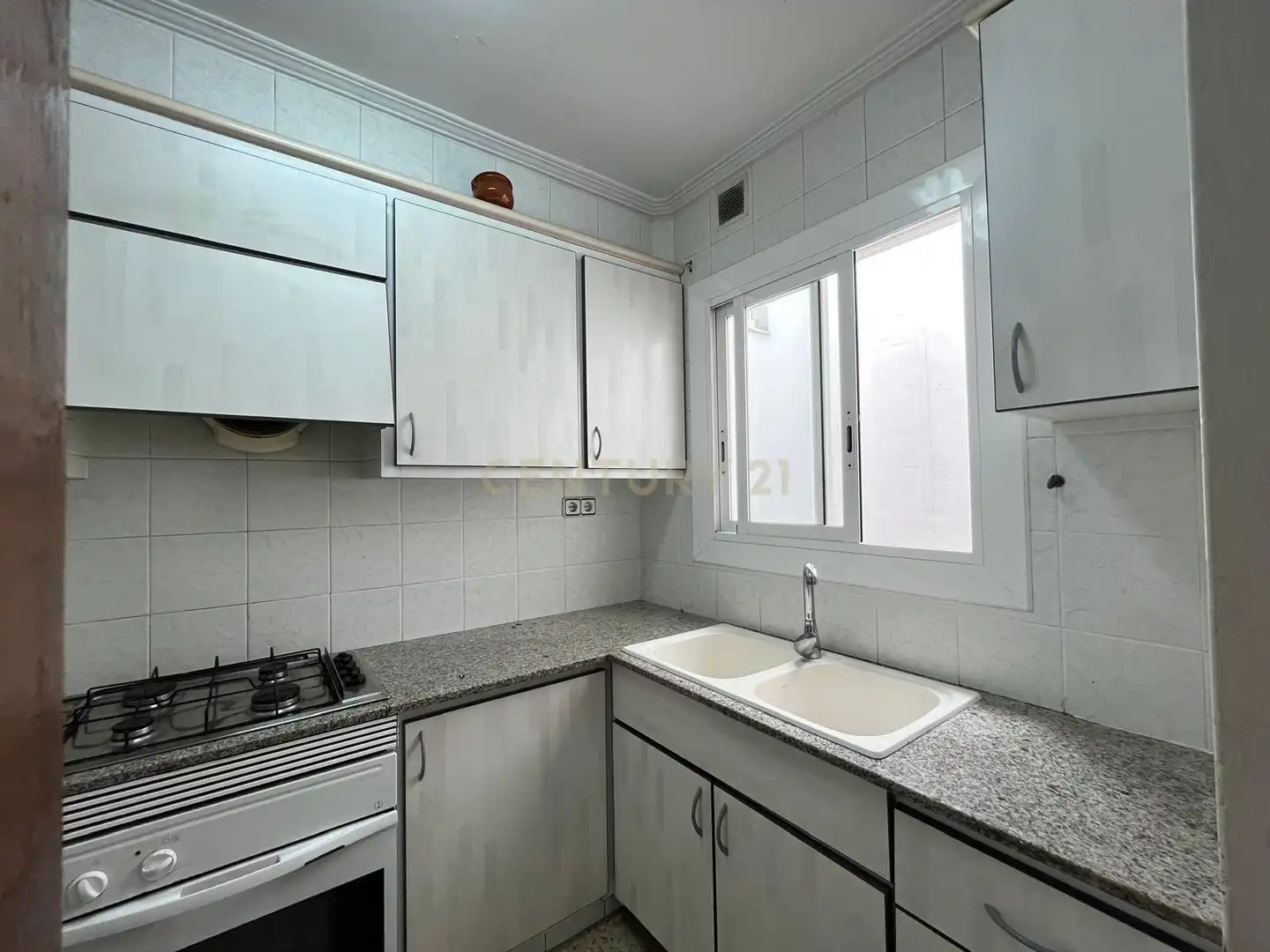 Kitchen of Detached homes for sale in Vilanova i la Geltrú  with Storage room, Oven and Balcony
