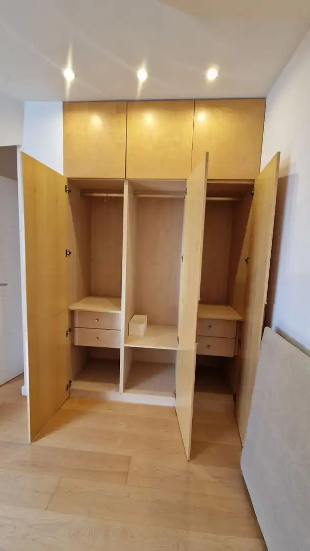 Dormitori de Dúplex de lloguer en Torrelavega  amb Calefacció i Balcó