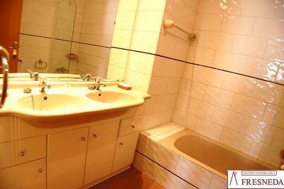 Foto 5 de Piso de alquiler en Salesas - Foncalada - Campoamor, Oviedo