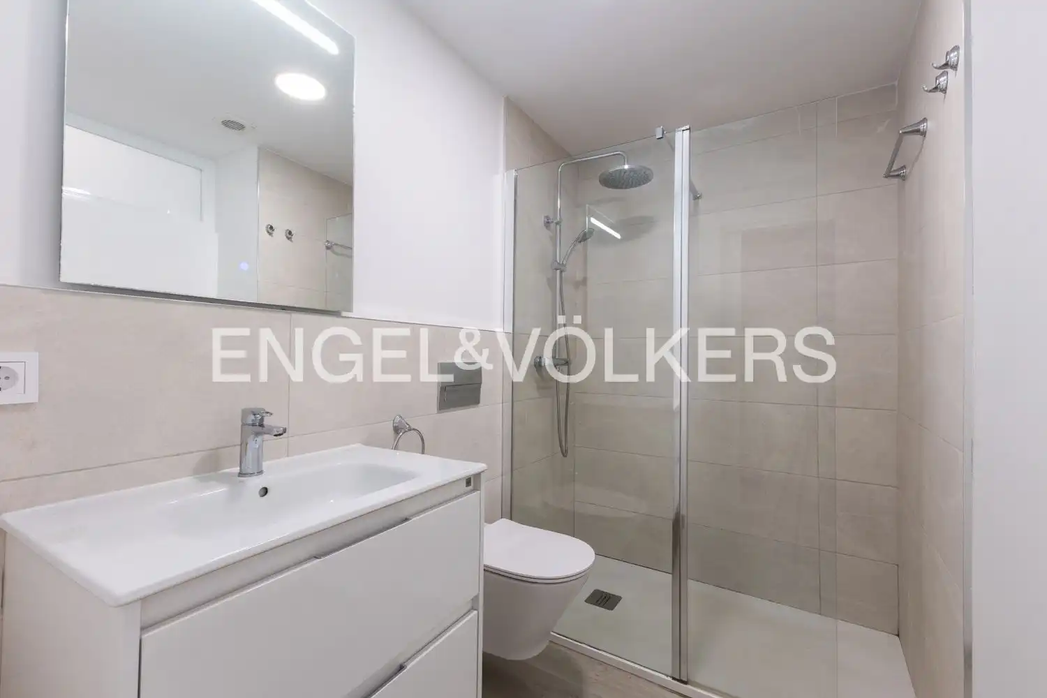 Bathroom of Study for rent in Poblats Marítims