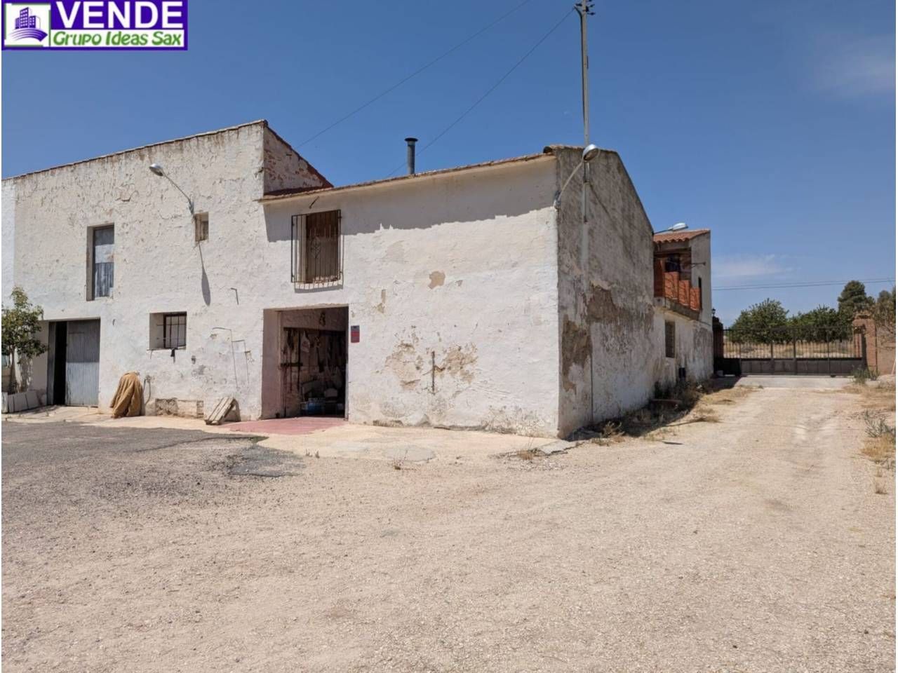 Vista exterior de Finca rústica en venda en Villena amb Aire condicionat, Jardí privat i Terrassa