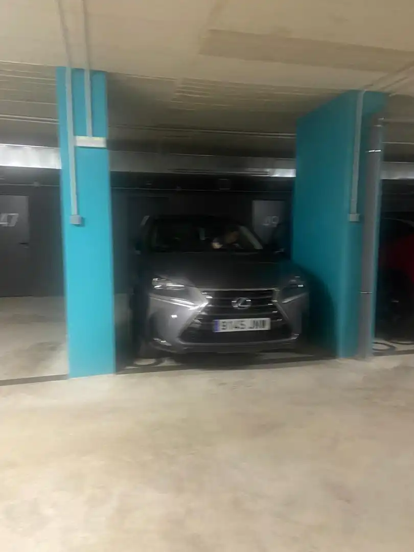 Parking de Garaje de alquiler en  Pamplona / Iruña