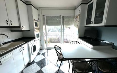 Kitchen of Flat for sale in Manresa  with Air Conditioner, Heating and Storage room