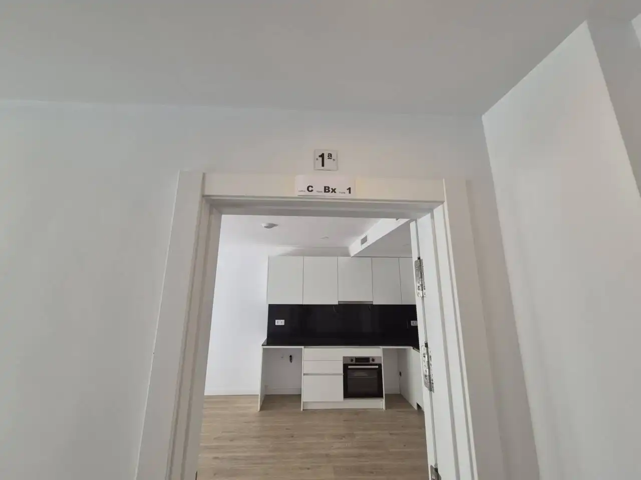 Cocina de Apartamento en venta en Cubelles con Aire acondicionado, Calefacción y Jardín privado