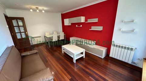 Foto 2 de Piso de alquiler en Plaza Das Regas, La Seca - Los Salgueriños, Pontevedra Capital
