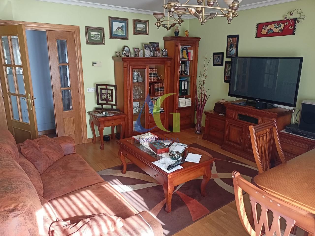 Living room of Flat for sale in San Andrés del Rabanedo  with Heating, Parquet flooring and Terrace