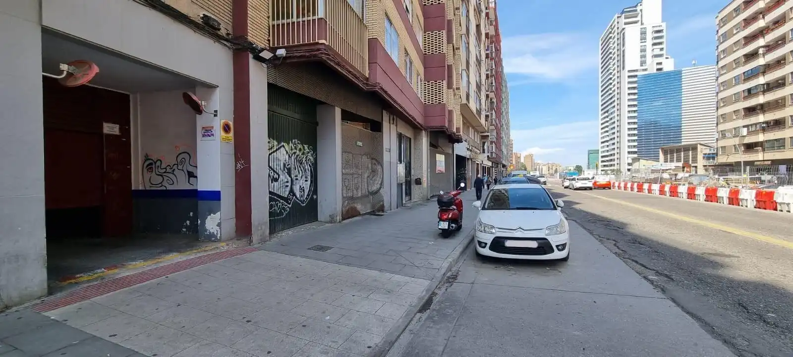 Vista exterior de Garaje en venta en Zaragoza