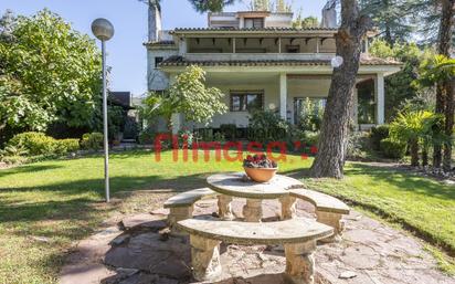 Jardí de Casa o xalet en venda en Villaviciosa de Odón amb Calefacció, Jardí privat i Terrassa