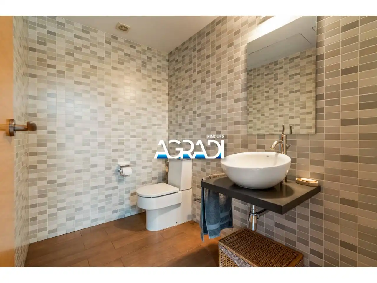 Bathroom of Houses for sale in Les Franqueses del Vallès  with Air Conditioner, Heating and Private garden