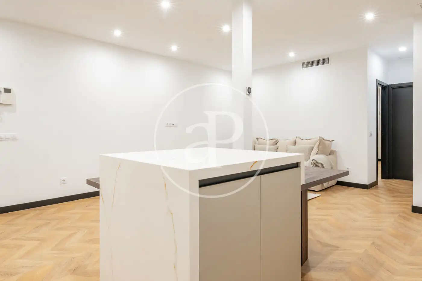 Cuina de Pis en venda en Madrid amb Aire condicionat, Calefacció i Terrassa