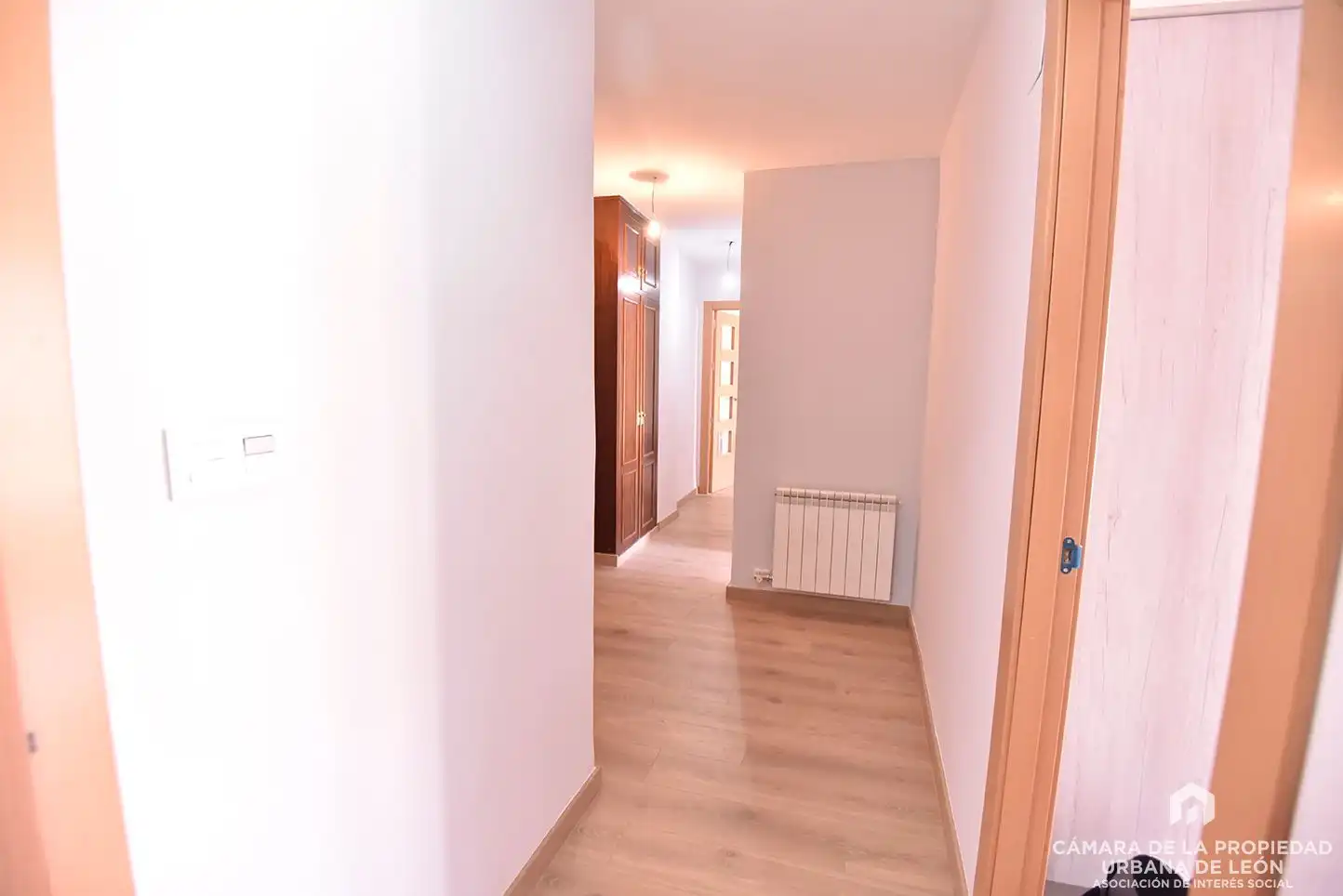 Piso de alquiler en León Capital  con Calefacción