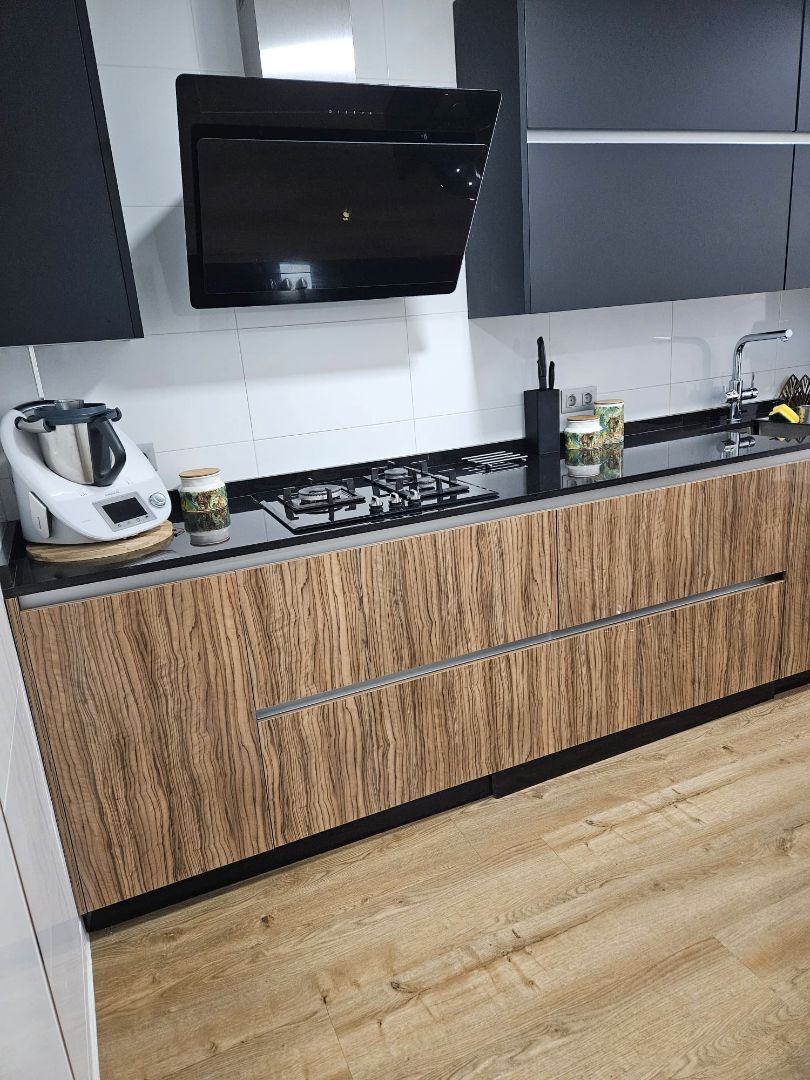 Cuina de Pis en venda en Málaga Capital amb Terrassa i Moblat