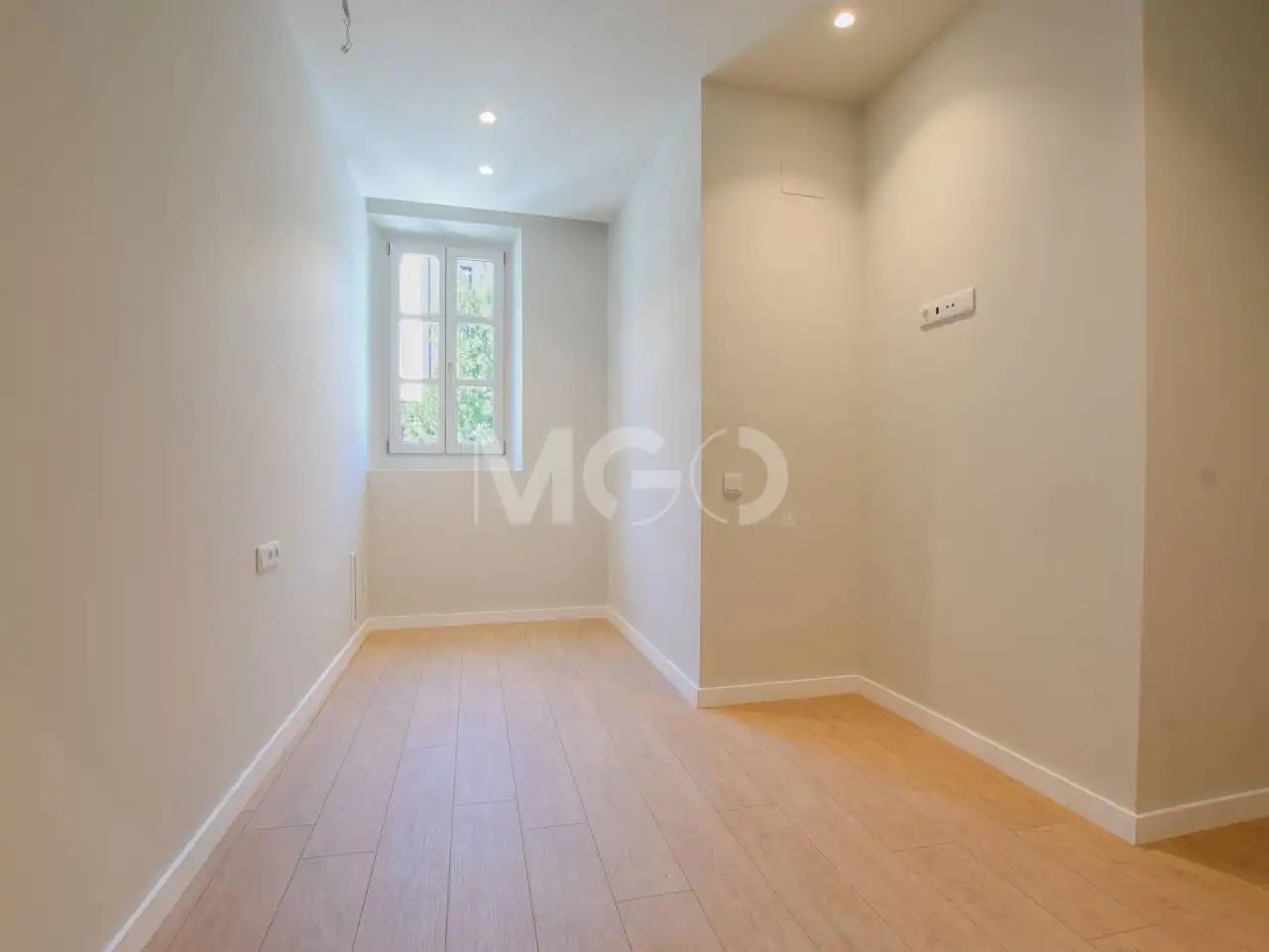 Habitación de Piso en venta en Vic con Calefacción, Parquet y Terraza