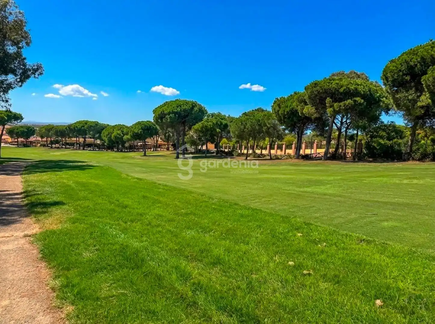 Einfamilien-Reihenhaus zum Verkauf in Islantilla mit Privatgarten und Terrasse