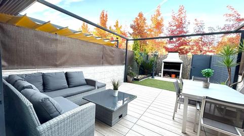 Foto 2 de Casa adosada en venda a Santa Perpètua de Mogoda, Barcelona