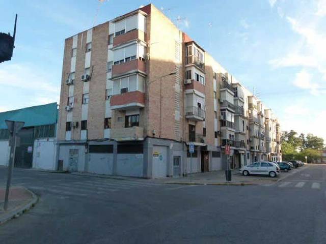 Local comercial en Alquiler en C/ Andalucía Amarga en El Plantinar – Avda. La Paz - El Juncal