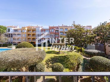 Apartament amb piscina en venda a Calle GRAN RESERVA 4