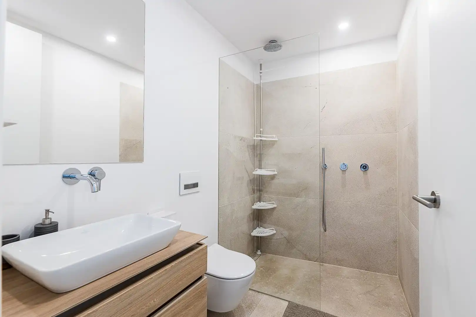 Bany de Casa o xalet en venda en  Palma de Mallorca amb Aire condicionat, Calefacció i Jardí privat