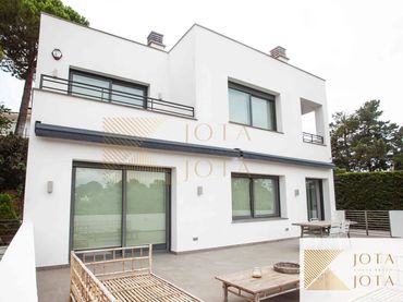 Haus mit Balkon zum Verkauf in Montgoda