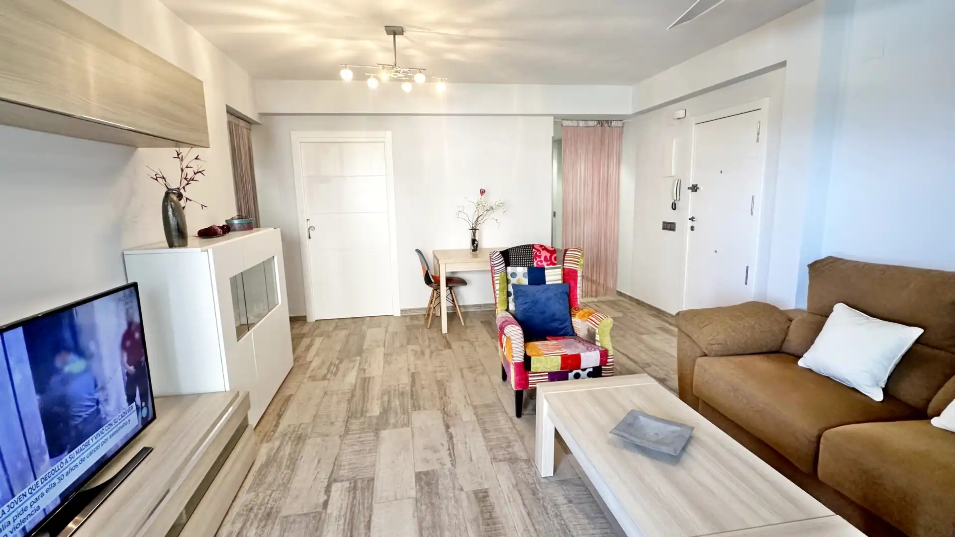 Sala de estar de Apartamento de alquiler en Gandia con Terraza, Amueblado y Horno