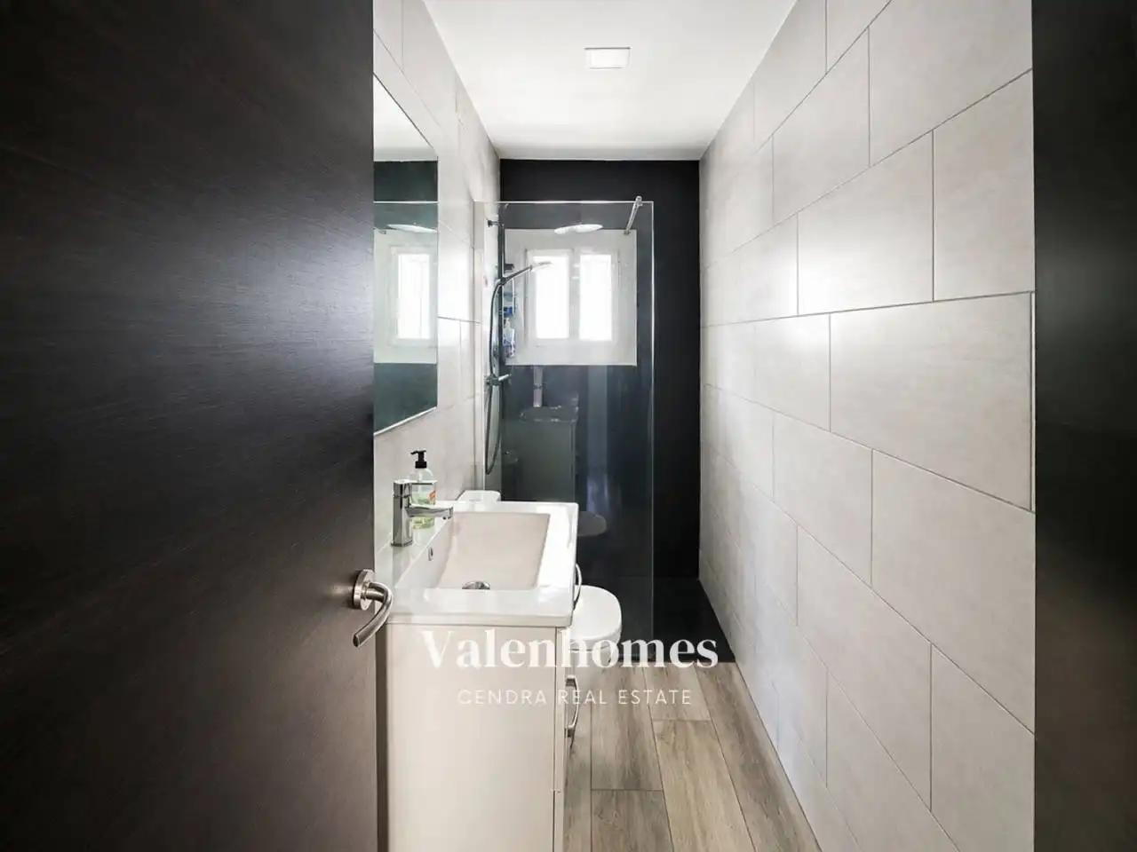 Bathroom of Houses for sale in Lliçà d'Amunt  with Air Conditioner, Private garden and Furnished
