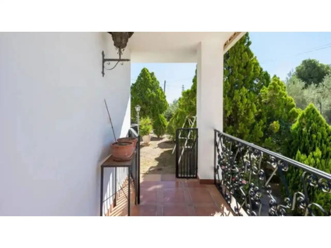 Jardí de Casa o xalet en venda en Baza amb Calefacció, Jardí privat i Terrassa