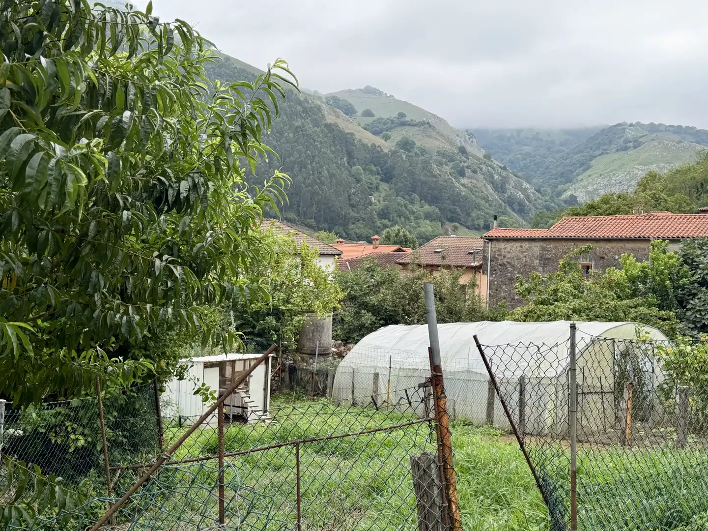 Casa adosada en venta en Miera