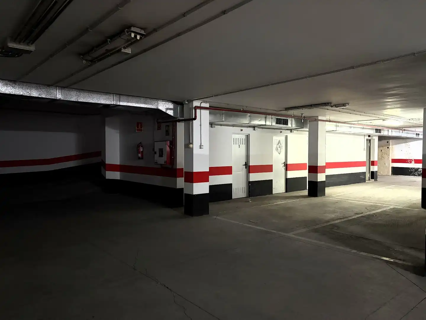 Parkplatz von Garage zum Verkauf in Telde