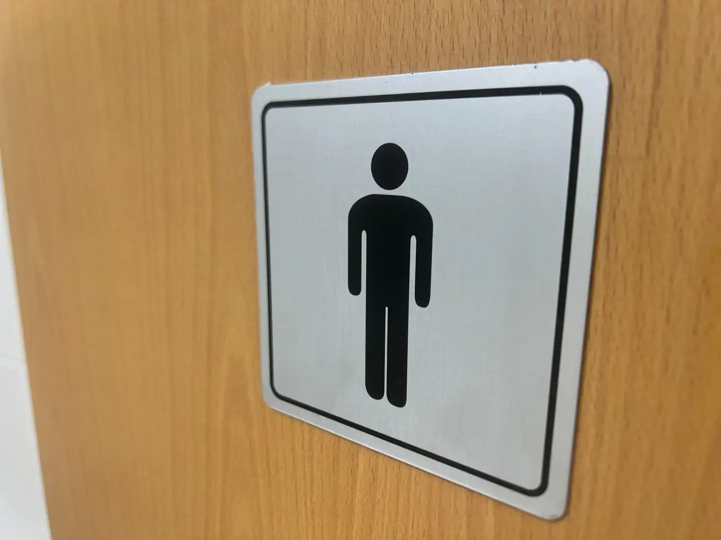 Baño de Oficina de alquiler en A Coruña Capital  con Aire acondicionado, Calefacción y Amueblado