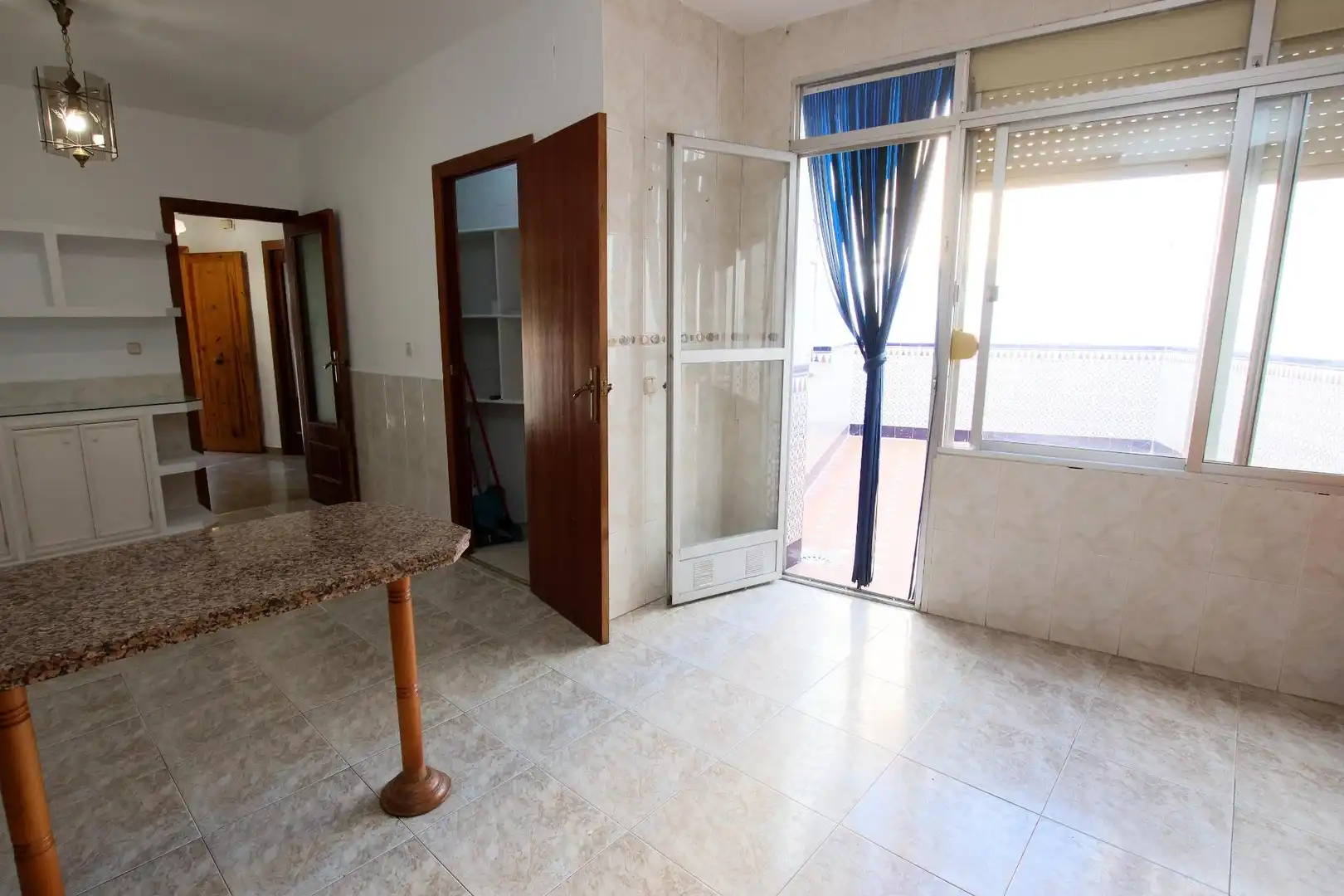 Dormitori de Casa adosada en venda en Montijo amb Aire condicionat, Jardí privat i Traster