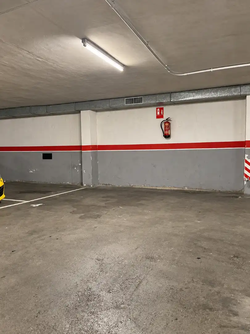 Parking de Garaje de alquiler en Les Corts