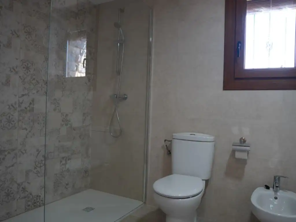 Bany de Casa o xalet de lloguer en Aínsa-Sobrarbe