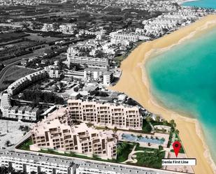 Vista exterior de Planta baixa en venda en Dénia amb Terrassa i Piscina