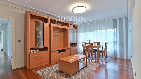 Foto 3 de Piso en venta en Txurdinaga, Bilbao