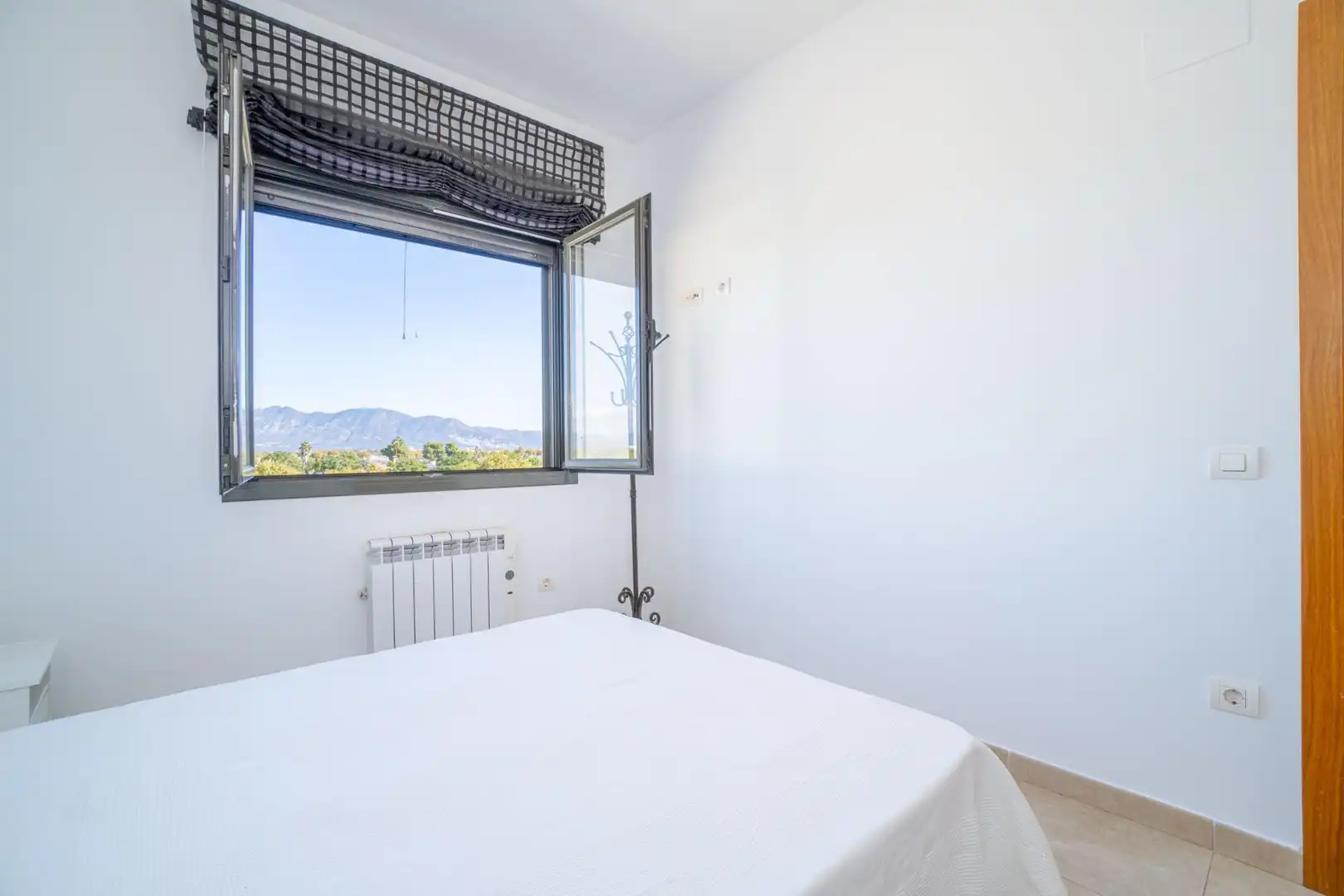 Habitación de Dúplex en venta en Empuriabrava con Calefacción y Terraza