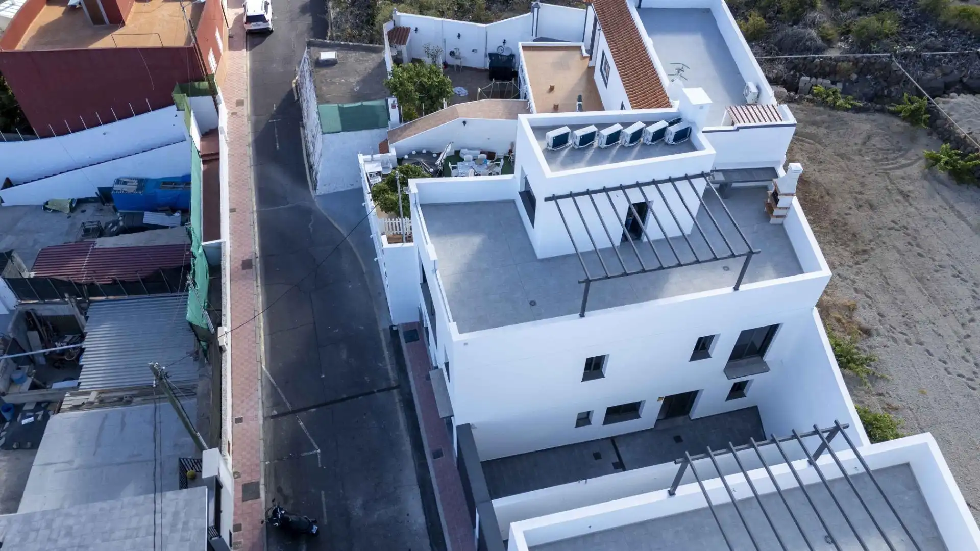 Vista exterior de Casa adosada en venta en San Miguel de Abona con Aire acondicionado, Jardín privado y Terraza
