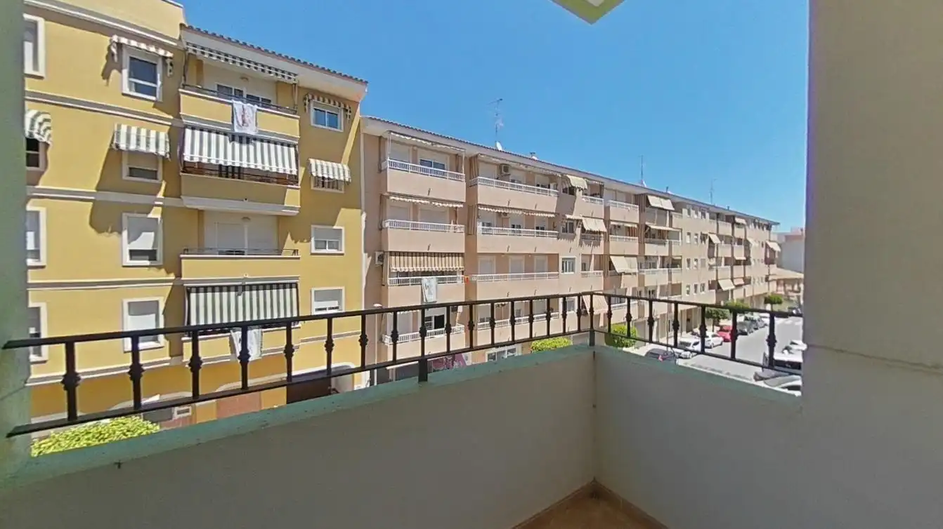 Vista exterior de Pis en venda en Villajoyosa / La Vila Joiosa amb Traster