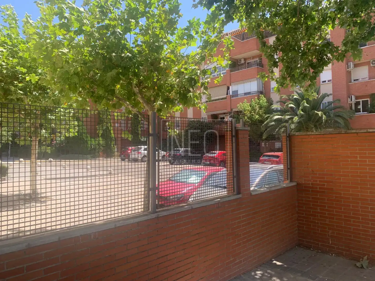 Aparcament de Pis en venda en Rivas-Vaciamadrid amb Aire condicionat, Calefacció i Jardí privat