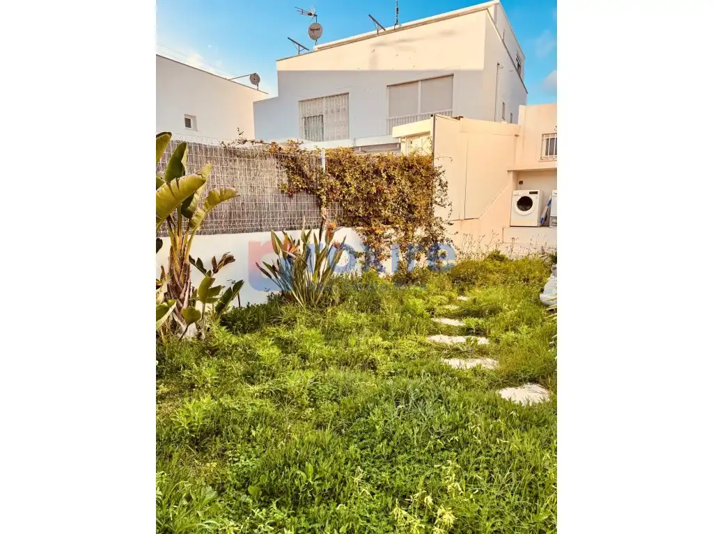 Jardí de Dúplex de lloguer en Sant Josep de sa Talaia amb Aire condicionat, Jardí privat i Terrassa