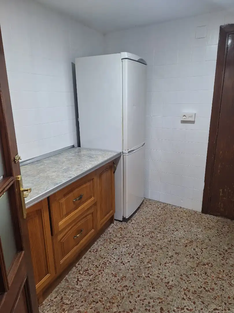Küche von Einfamilien-Reihenhaus zum Verkauf in Granada mit Terrasse, Möbliert und Ofen