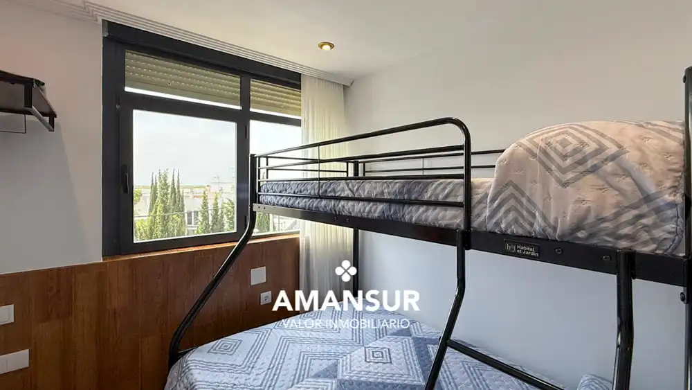 Dormitori de Apartament en venda en El Rompido amb Aire condicionat, Parquet i Moblat