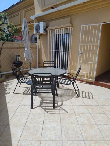 Casa adosada en Alquiler en Calle VIÑAS LAS en Los Pacos